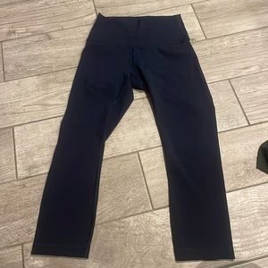 Lululemon wunder train legging size 4 navy EUC